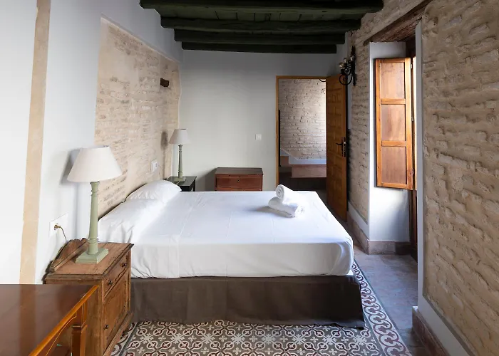 Hospederia Monasterio De San Leandro 3*