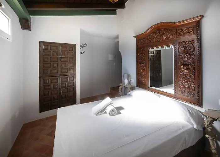 Hospederia Monasterio De San Leandro إشبيلية