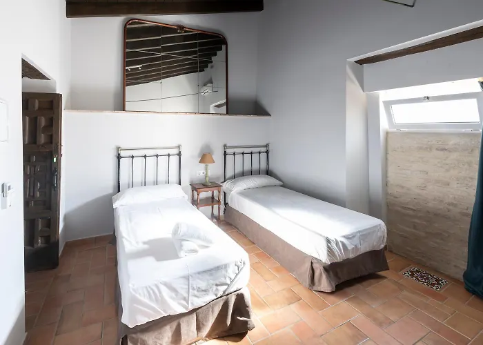 Hospederia Monasterio De San Leandro 3*